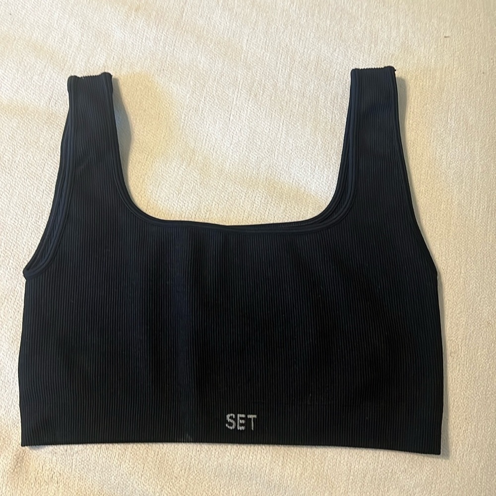 SET ACTIVE box cut bra